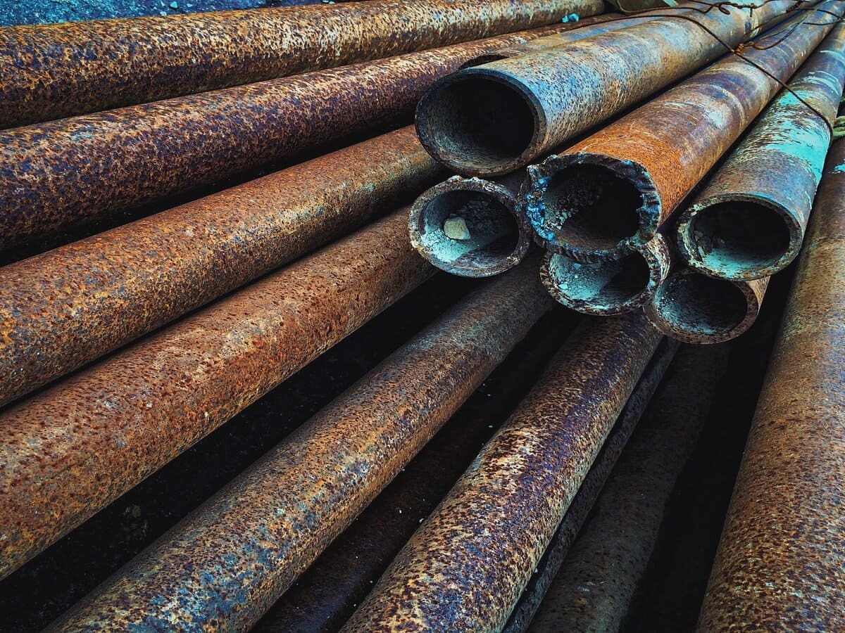 Thép Carbon Là Gì: Tổng Quan Về "Xương Sống" Của Ngành Xây Dựng 3 Gỉ sét